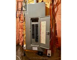 459 RICHARD CRESCENT - 22