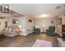 25 BAECHLER AVENUE - 32