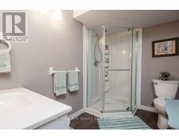 25 BAECHLER AVENUE - 35