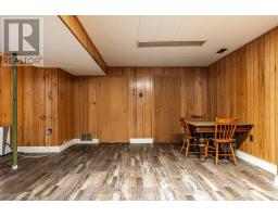 16 PARK LANE DRIVE - 32