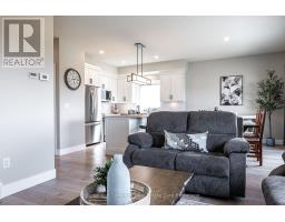 18 TRAIL SIDE DRIVE - 13