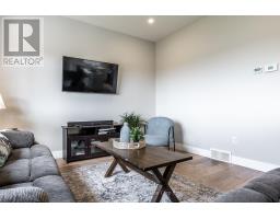 18 TRAIL SIDE DRIVE - 22