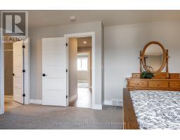 18 TRAIL SIDE DRIVE - 31