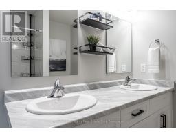 18 TRAIL SIDE DRIVE - 32