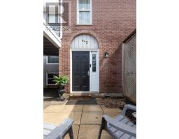 442 GLASTONBURY DRIVE - 4