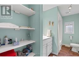 122 VICTORIA STREET - 13