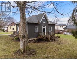 122 VICTORIA STREET - 32