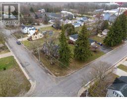 122 VICTORIA STREET - 38