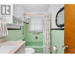 10 CLARK AVENUE - 17