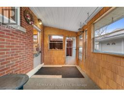 10 CLARK AVENUE - 25