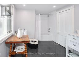 430 ALBERT STREET - 24