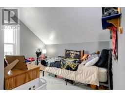 21 COLLEGE STREET - 12