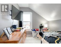 21 COLLEGE STREET - 13