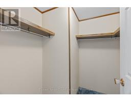 43 REDFORD DRIVE - 26