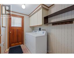 43 REDFORD DRIVE - 30