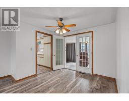 43 REDFORD DRIVE - 9