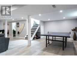 283 REDFORD CRESCENT - 17