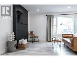 283 REDFORD CRESCENT - 3