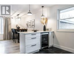 283 REDFORD CRESCENT - 9