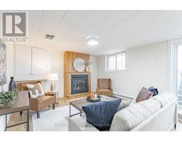 292 REDFORD CRESCENT - 18