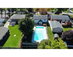 292 REDFORD CRESCENT - 24