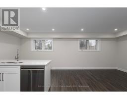 UNIT 27 - 3202 VIVIAN LINE - 10