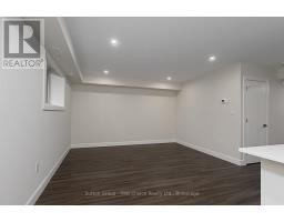 UNIT 27 - 3202 VIVIAN LINE - 11