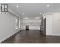 UNIT 39 - 3202 VIVIAN LINE - 8