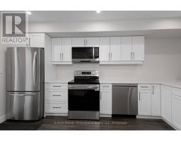 UNIT 40 - 3202 VIVIAN LINE - 10