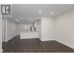 UNIT 40 - 3202 VIVIAN LINE - 11