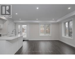 UNIT 37 - 3202 VIVIAN LINE - 9