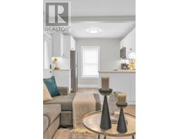 194 DUNDAS STREET N - 15