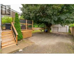 194 DUNDAS STREET N - 2