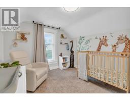 194 DUNDAS STREET N - 27