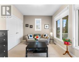 10 MACPHERSON AVENUE - 7