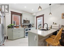 608 ONTARIO STREET - 10