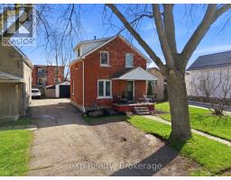 531 BRUNSWICK STREET - 40