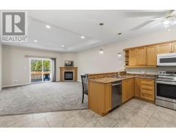 1 - 220 WALNUT STREET - 21