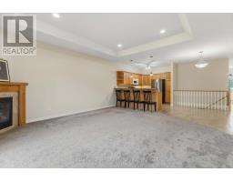 1 - 220 WALNUT STREET - 27