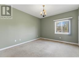 1 - 220 WALNUT STREET - 33