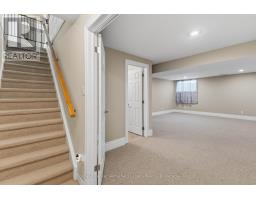 1 - 220 WALNUT STREET - 37