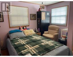 11 - 77719 BLUEWATER HIGHWAY - 13