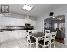 505 - 160 ROMEO STREET - 12