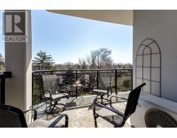 505 - 160 ROMEO STREET - 34