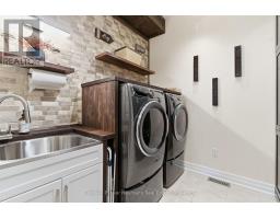 356 FALLING GREEN CRESCENT - 11