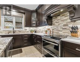 356 FALLING GREEN CRESCENT - 16