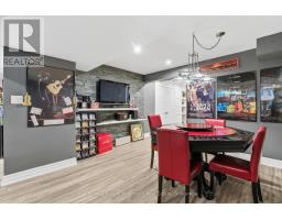 356 FALLING GREEN CRESCENT - 35