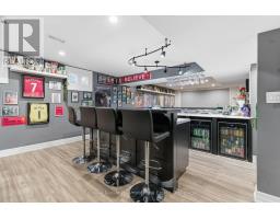 356 FALLING GREEN CRESCENT - 36