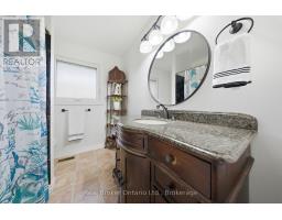 3 MEADOWBROOK COURT - 25