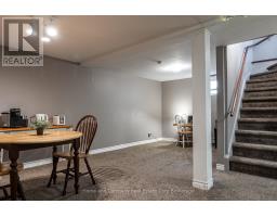 34 KATHRYN CRESCENT - 23